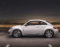 VW-New-Beetle-2012-007