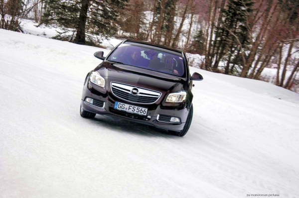 Opel-OPC-Winter-Fahrtraining-2013