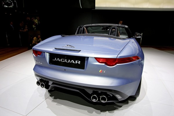 Jaguar_F_Type_2013_01