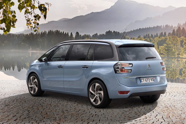 Citroen-Grand-C4-Picasso-02