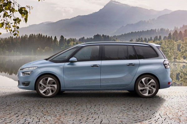 Citroen-Grand-C4-Picasso-03