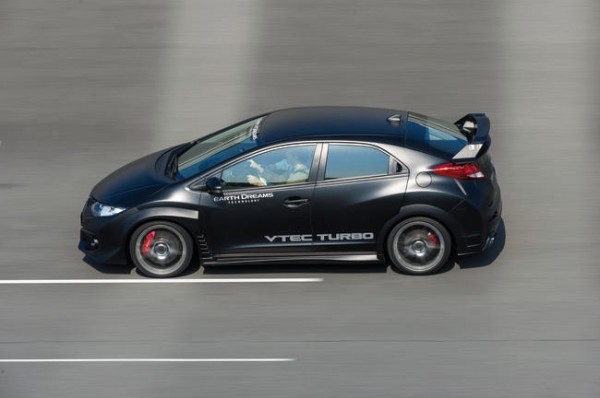 Honda Civic Type R_2015_01