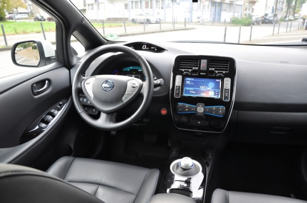 Nissan Leaf Test Cockpit