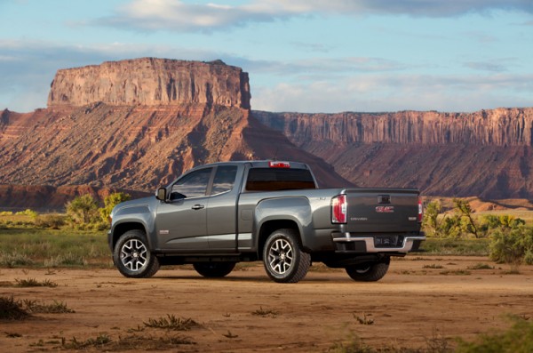 2015 GMC Canyon All Terrain SLE Extended Cab Short Bed Rear Thre