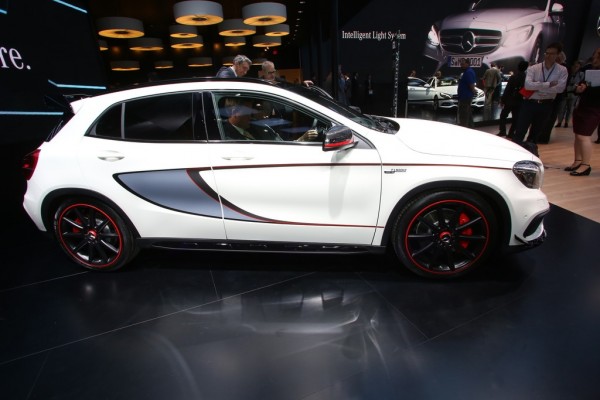 Mercedes GLA 45 AMG Detroit 2014-02