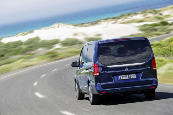 Mercedes_V_Klasse_2014_02