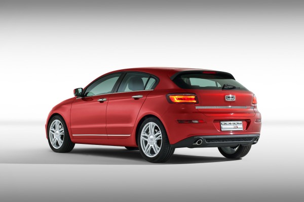 Qoros-3-Hatch-2014-02