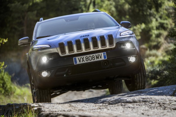 Jeep_Cherokee_2014_04