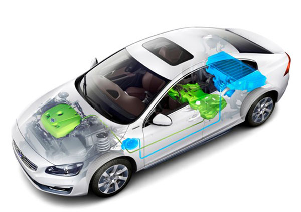 Volvo S60L PPHEV_2014_03