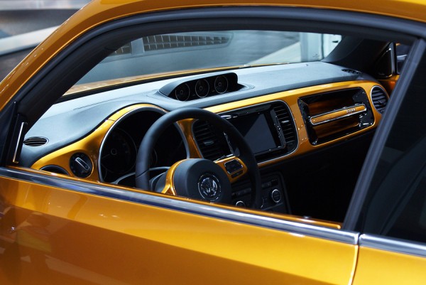 VW_Beetle_Dune_AMI_2014_03