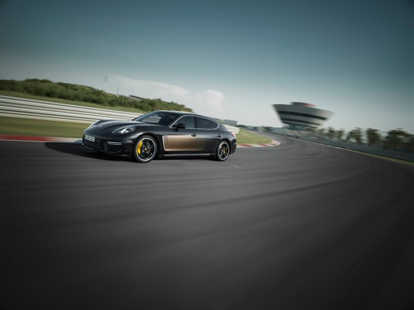 Porsche-Panamera-Exclusive-Series_2014_01