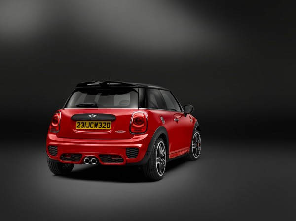 MINI-John-Cooper-Works_2015_02