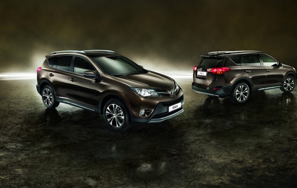 Toyota_RAV4_Sport_2015_01