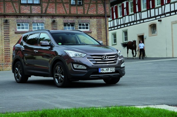 Hyundai Santa Fe_2015_01