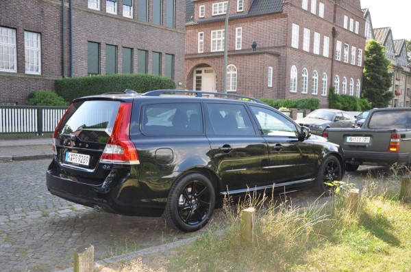 Volvo V70 Black Edition - Bild 006