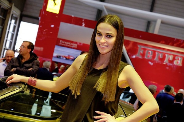 Genf 2015 - Messe-Babes 003