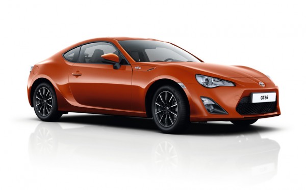 Toyota GT86 Pure_2015_01