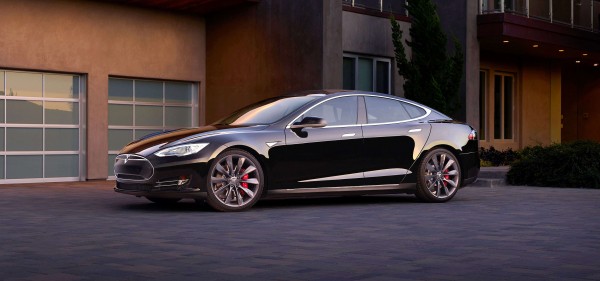 Tesla Model S_2015_01