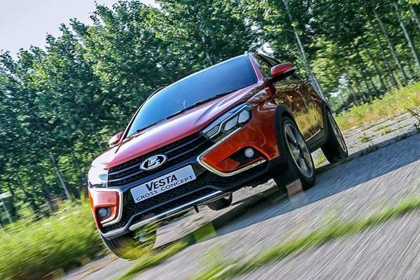 Lada-Vesta-crossconcept01