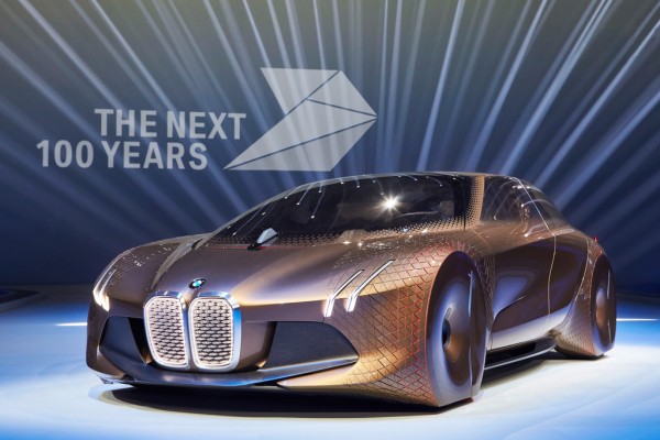 BMW Vision Next 100_2016_01