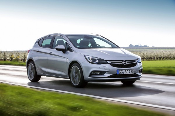 Opel Astra 1.6 BiTurbo CDTI_2016_01