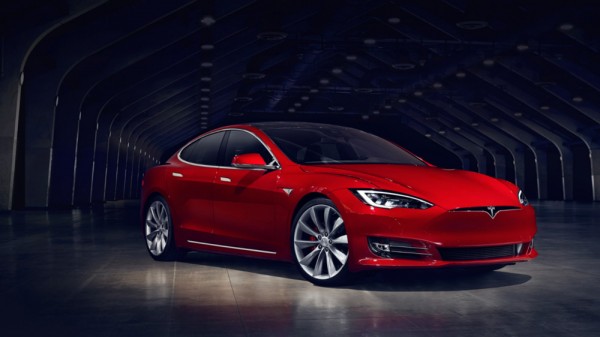 Tesla-Model-S-2016-01