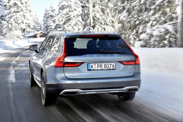 Volvo V90 Cross Country_2017_02