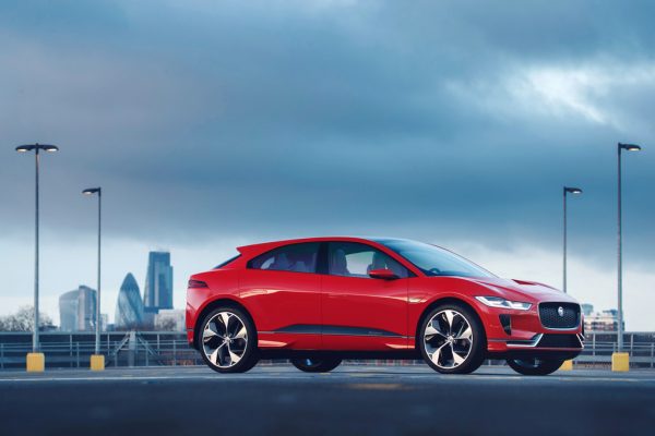 Jaguar I-Pace_2017_01