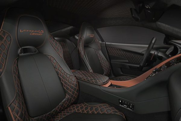 Aston Martin Vanquish S „Ultimate“_2017_03