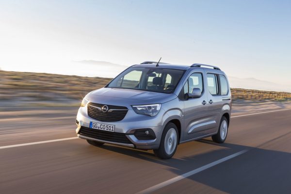 Opel Combo Life_2018_01