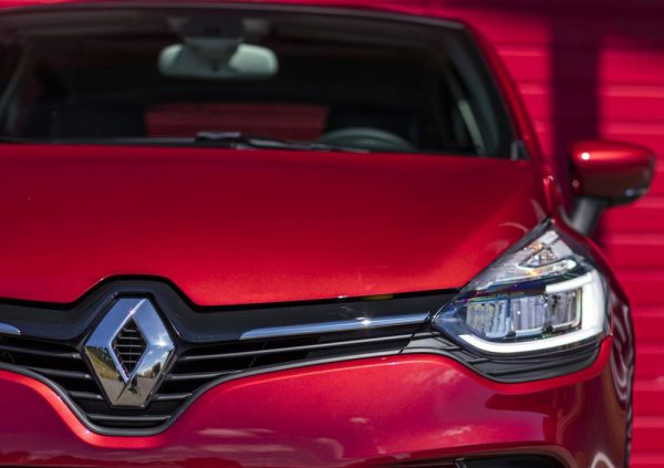 Renault-Clio_Teaser_2018_01