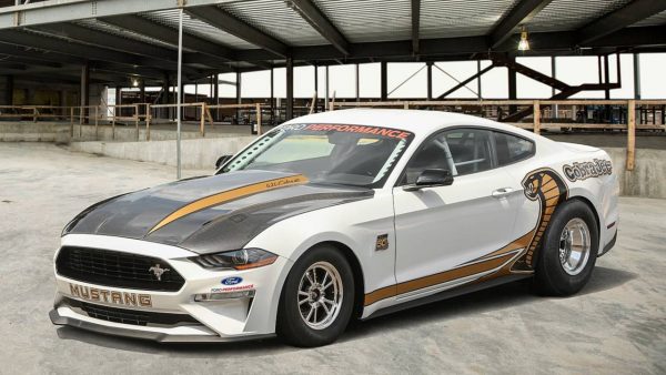 Ford Mustang Cobra Jet_2018_01