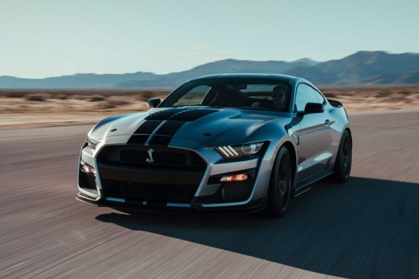 Ford-Mustang-Shelby-GT500_2019_01